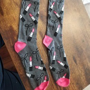 Gray and pink lipstick and bows knee length socks NWOT